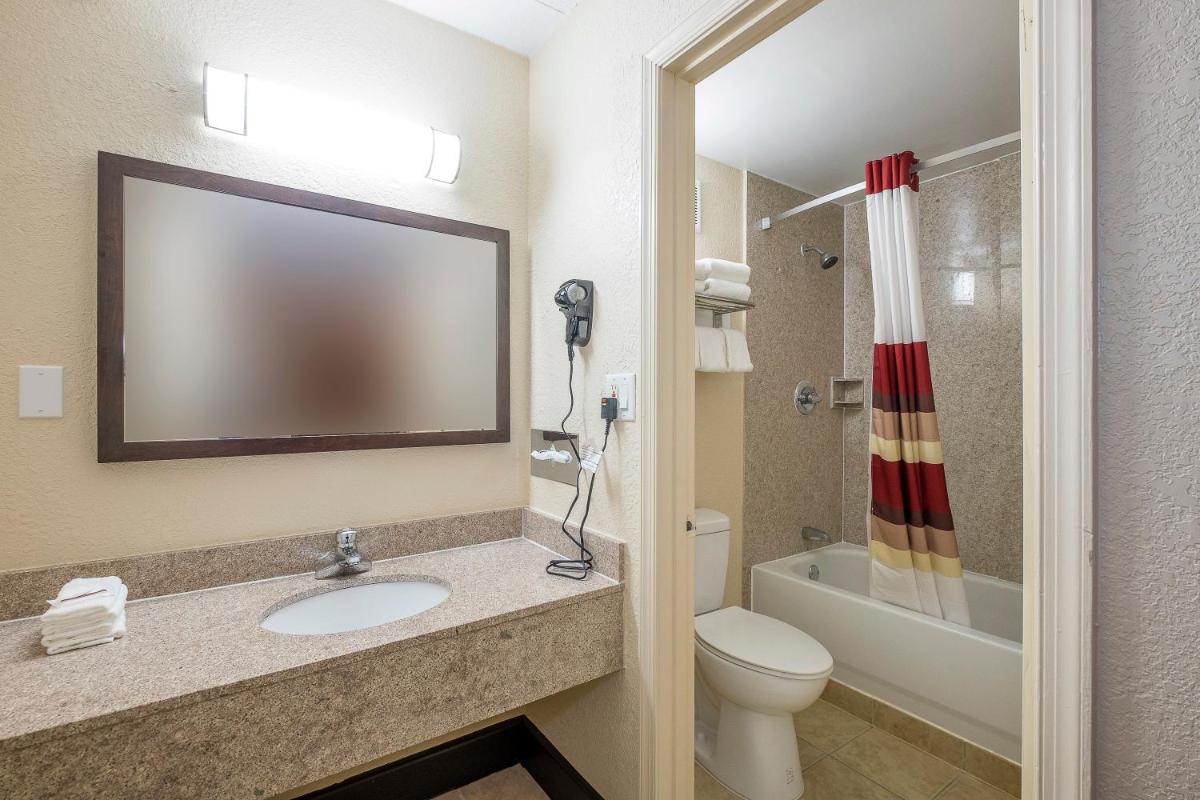 Room image 5